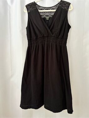 Eddie Bauer 14 Black Lace Yoke Sleeveless Lined Dress